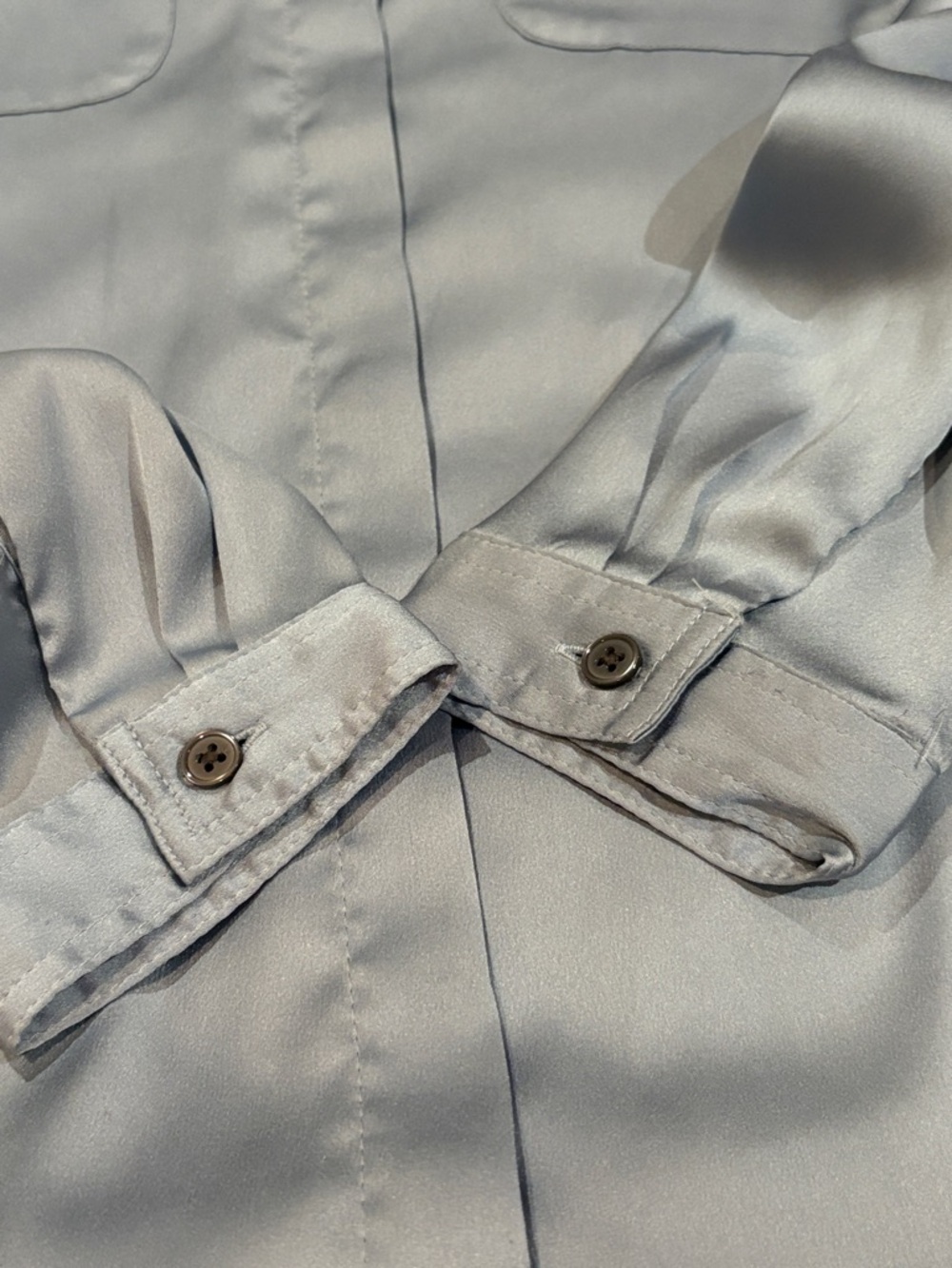 LOFT Ice Blue Button-Front Pocket Blouse size XS - Picture 3 of 8